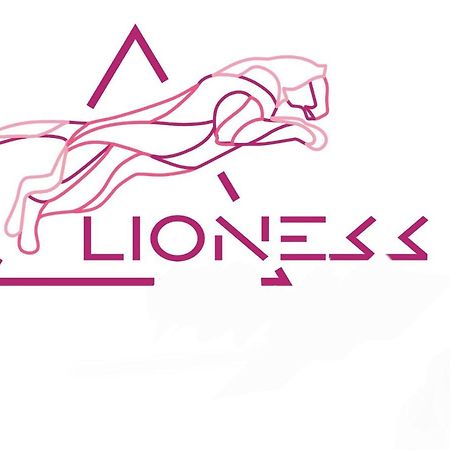 Lioness Estate - Dunedin Exterior foto